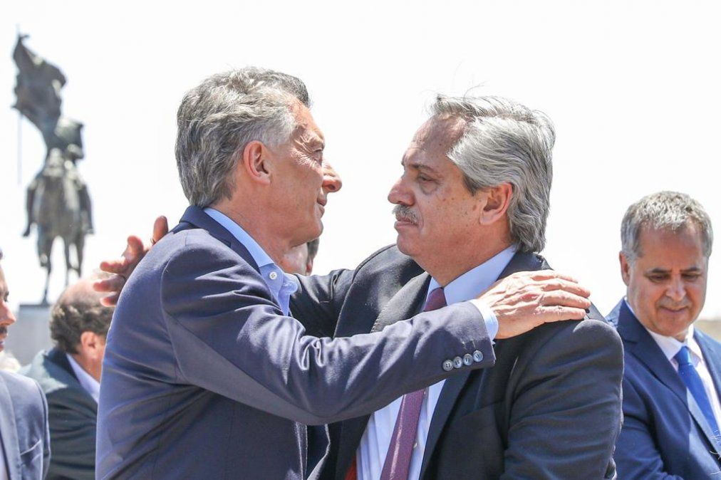 Ante Macri y Alberto Fernández sentados juntos, la Iglesia llamó a la unidad