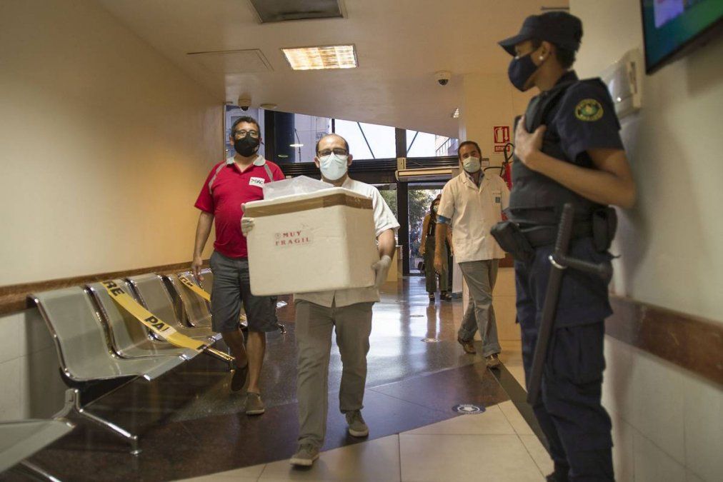 El ministro de Salud, Salinas, sostuvo que 47.118 personas ya se agendaron para vacunarse entre lunes y miércoles.