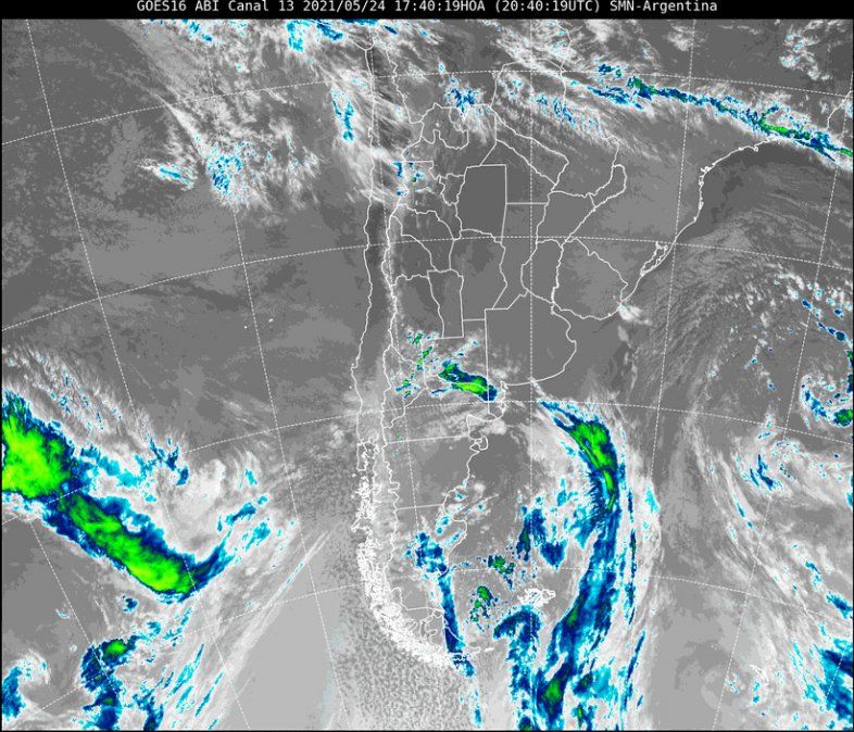 Imagen satelital del tiempo a las 17.40 del lunes.