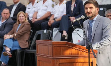 Maximiliano Pullaro reivindicó la figura del Brigadier Estanislao López y convocó a los santafesinos a defender el federalismo. Maximiliano Pullaro reivindicó la figura del Brigadier Estanislao López y convocó a los santafesinos a defender el federalismo.