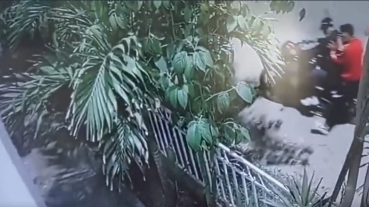 El ladrón también sufrió graves heridas en el abdomen.