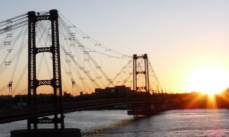 Aire de Santa Fe | Puente Colgante.jpg