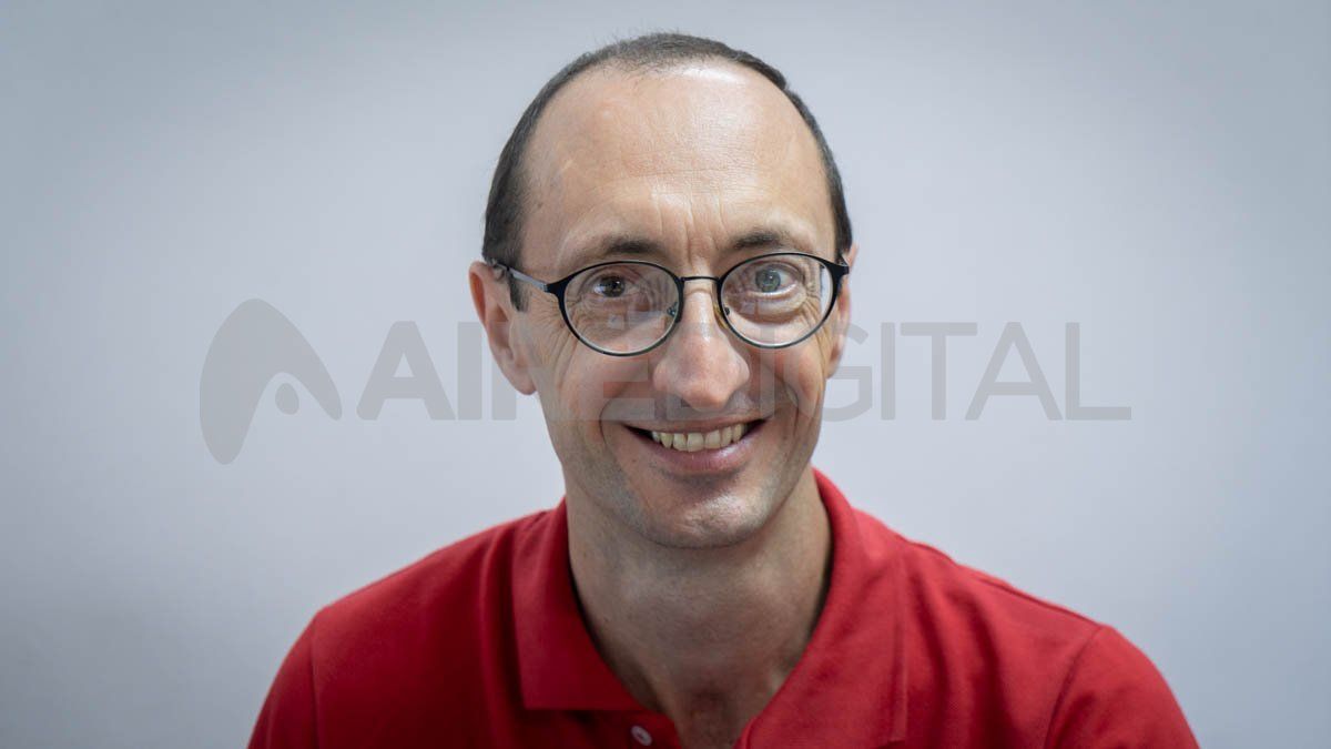“Se formaron grupos de vecinos autoconvocados que recorrían las casas para controlar que no hubiera recipientes con agua acumulada. Fue un esfuerzo colectivo que nunca había visto antes en Hersilia”, cuenta Luis. “Se formaron grupos de vecinos autoconvocados que recorrían las casas para controlar que no hubiera recipientes con agua acumulada. Fue un esfuerzo colectivo que nunca había visto antes en Hersilia”, cuenta Luis.