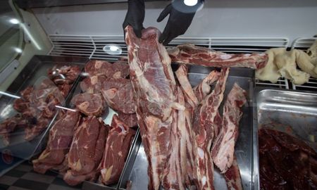 Cuando hay menor oferta, los precios tienden a subir, explicó el presidente de la Cámara de la Industria y Comercio de Carne. Cuando hay menor oferta, los precios tienden a subir, explicó el presidente de la Cámara de la Industria y Comercio de Carne.