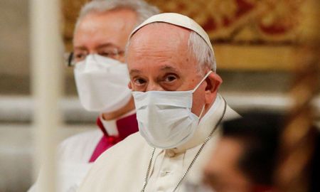 Esta época de pandemia ha aumentado la sensación de desconcierto en todo el mundo, dijo el pontífice en su homilía durante las denominadas Vísperas y Te Deum de agradecimiento por el año que pasó. Esta época de pandemia ha aumentado la sensación de desconcierto en todo el mundo, dijo el pontífice en su homilía durante las denominadas Vísperas y Te Deum de agradecimiento por el año que pasó.