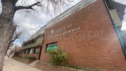 altText(Tres robos en solo una semana y vandalismo en la Escuela Uruguay de Santa Fe)}