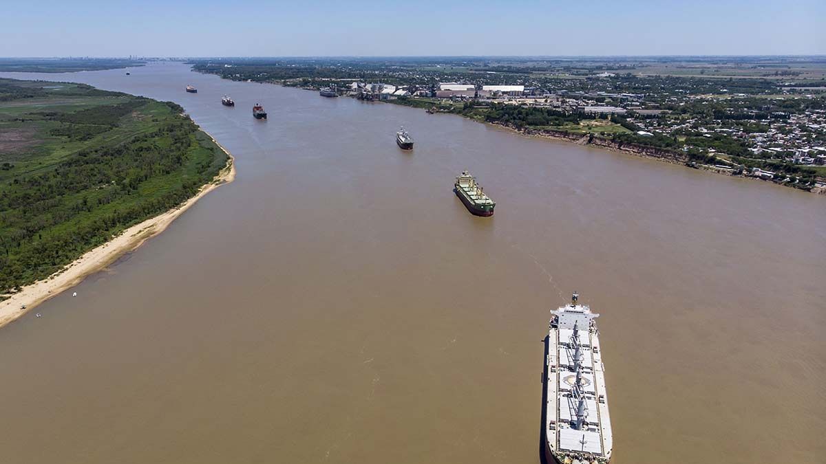 La extraordinaria bajante de los ríos Paraná y Paraguay dificulta el traslado de la producción por vía marítima.