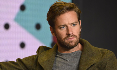 Armie Hammer se quedó sin agencia de talentos y peligra su carrera en Hollywood tras las acusaciones de canibalismo Armie Hammer se quedó sin agencia de talentos y peligra su carrera en Hollywood tras las acusaciones de canibalismo