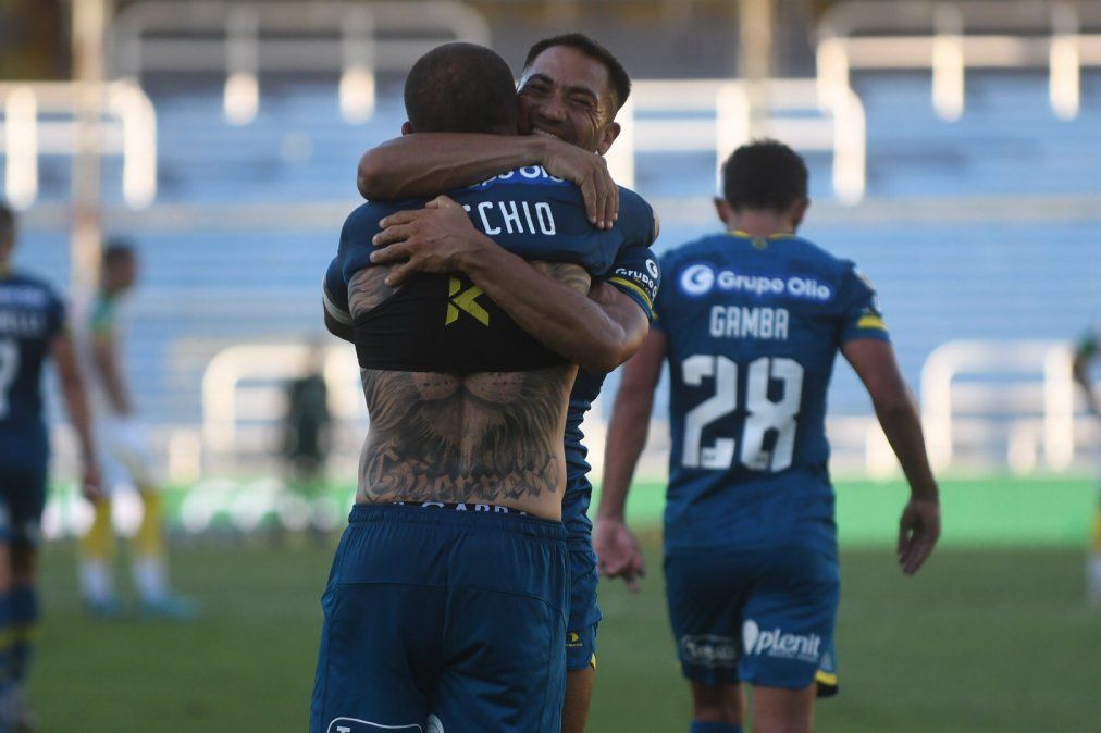 El conjunto canalla obtuvo un triunfo clave ante Defensa y Justicia