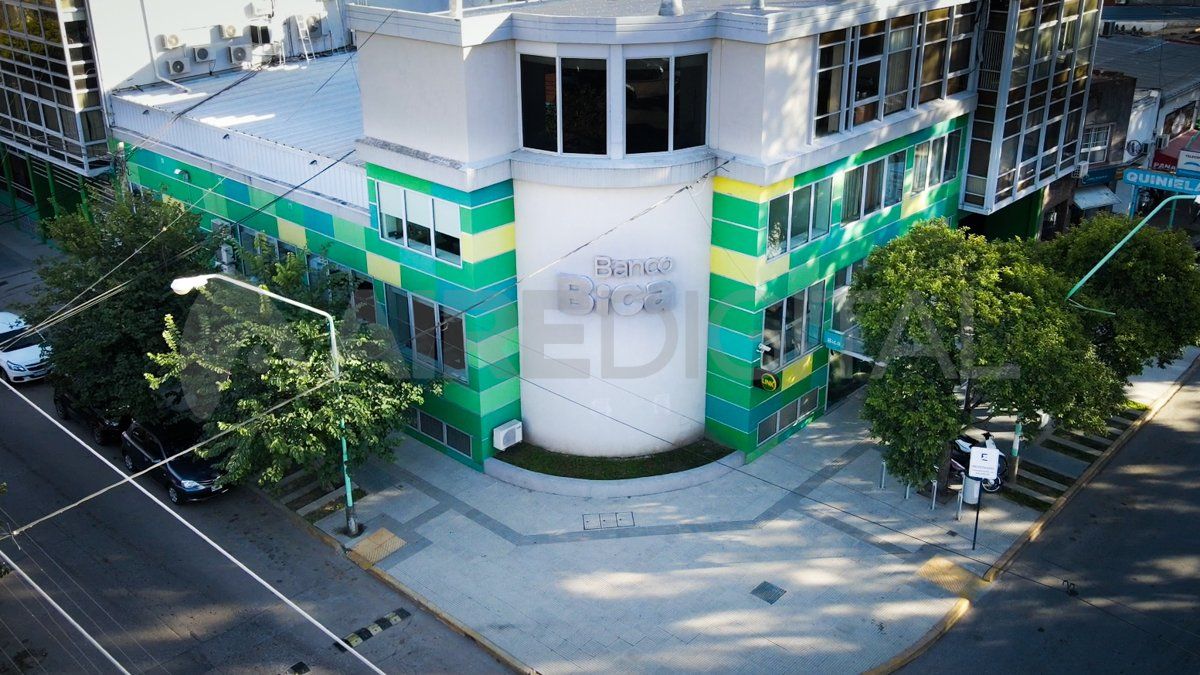 La sede central del Banco Bica en la ciudad de Santa Tomé.