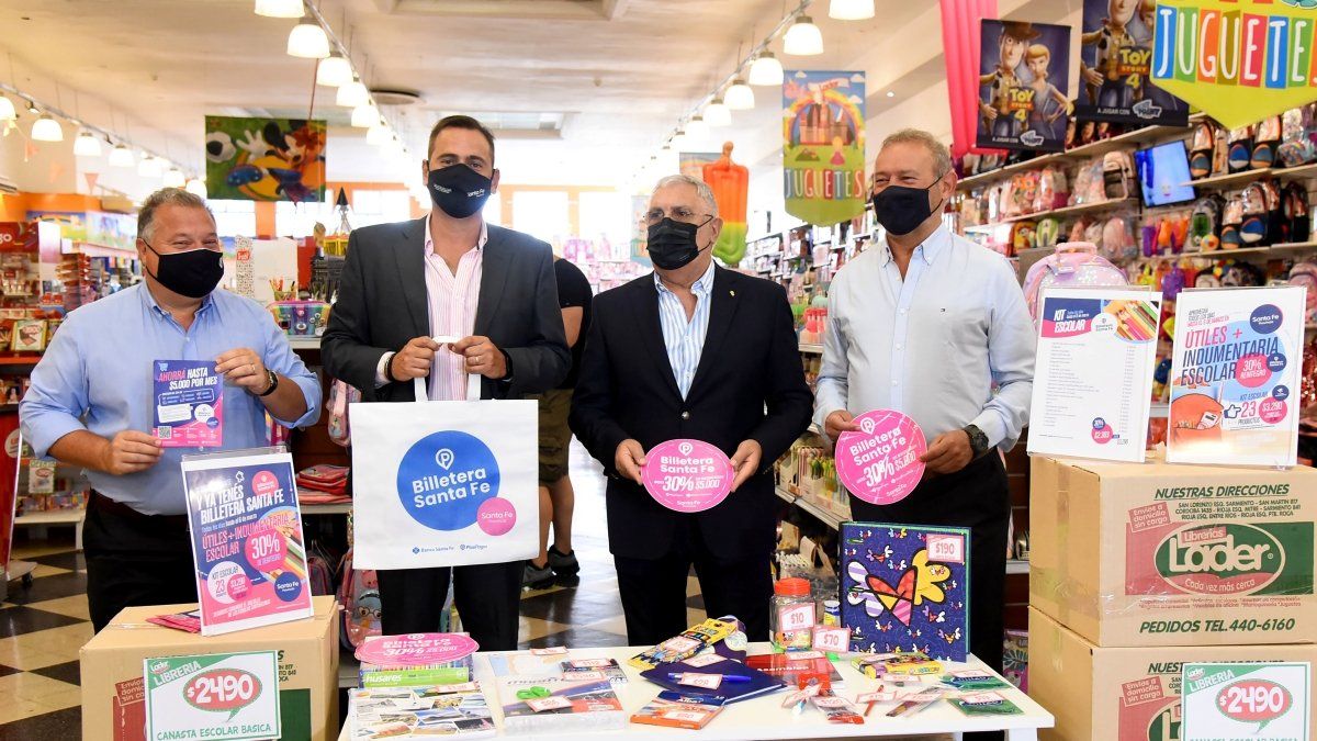 El gobierno presentó una serie de medidas tendientes a promover el comercio ante el inicio del ciclo lectivo 2022.