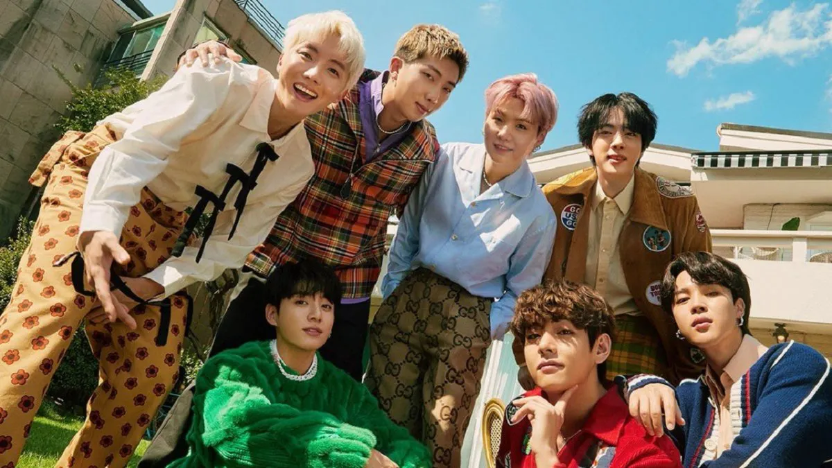 BTS se convirtió en el artista con más números uno en la lista de ventas de canciones digitales de Billboard.