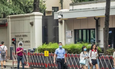 china cumple su amenaza, toma represalias y ordena el cierre de un consulado de estados unidos china cumple su amenaza, toma represalias y ordena el cierre de un consulado de estados unidos