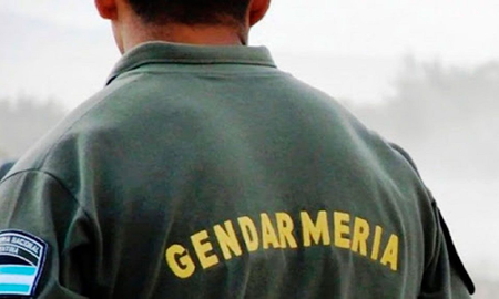 El espeluznante pedido de un gendarme a una trabajadora sexual que le mandaba contenido erótico El espeluznante pedido de un gendarme a una trabajadora sexual que le mandaba contenido erótico