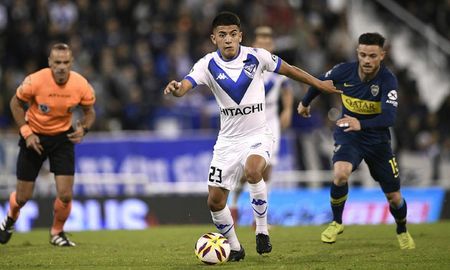 Thiago Almada, de 19 años, es junto a Ricky Álvarez uno de los jugadores de Vélez que fue diagnosticado con coronavirus. Thiago Almada, de 19 años, es junto a Ricky Álvarez uno de los jugadores de Vélez que fue diagnosticado con coronavirus.