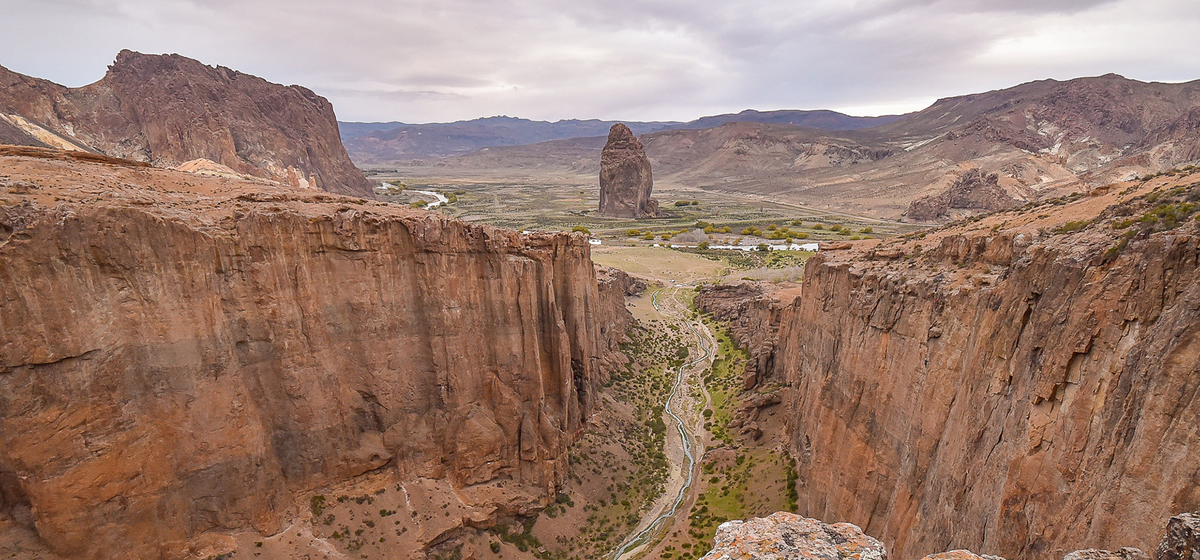 Piedra Parada y Cañadón de la Buitrera, Chubut