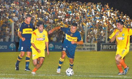 De enfrentar a Boca y River a descender al Torneo Regional Amateur: la trista historia de Crucero del Norte De enfrentar a Boca y River a descender al Torneo Regional Amateur: la trista historia de Crucero del Norte