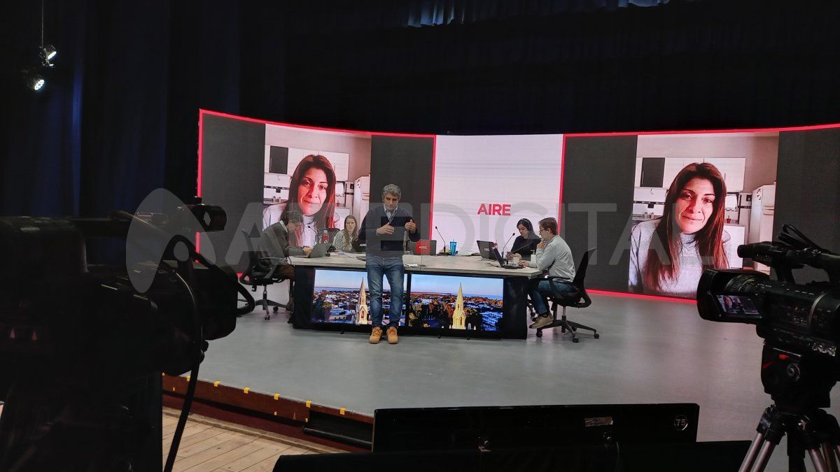 Sandra contó su dura historia en una entrevista con Luis Mino en Aire de Santa Fe.