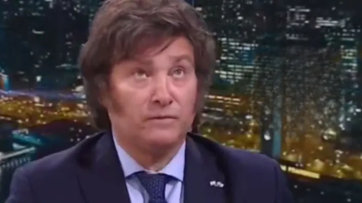 Sorpresa por lo que se conoció sobre la exnovia de Javier Milei: No habla