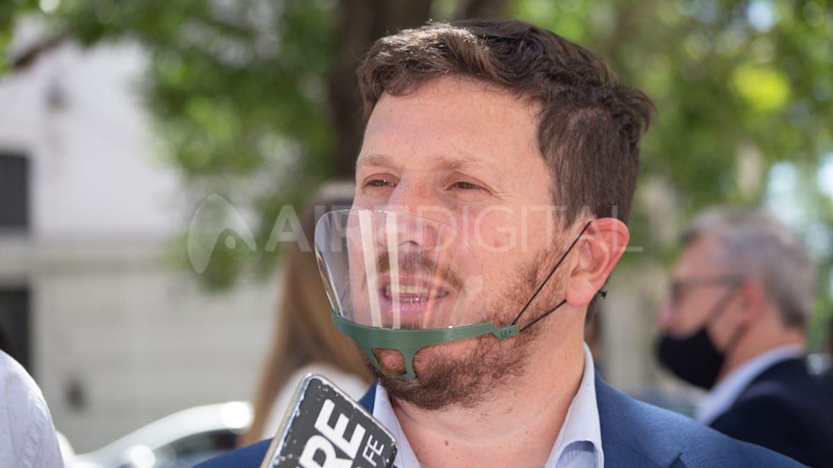 Angelini envió un proyecto al Congreso para que se modifique el sistema de votación nacional y se implemente la boleta única, como en Santa Fe.