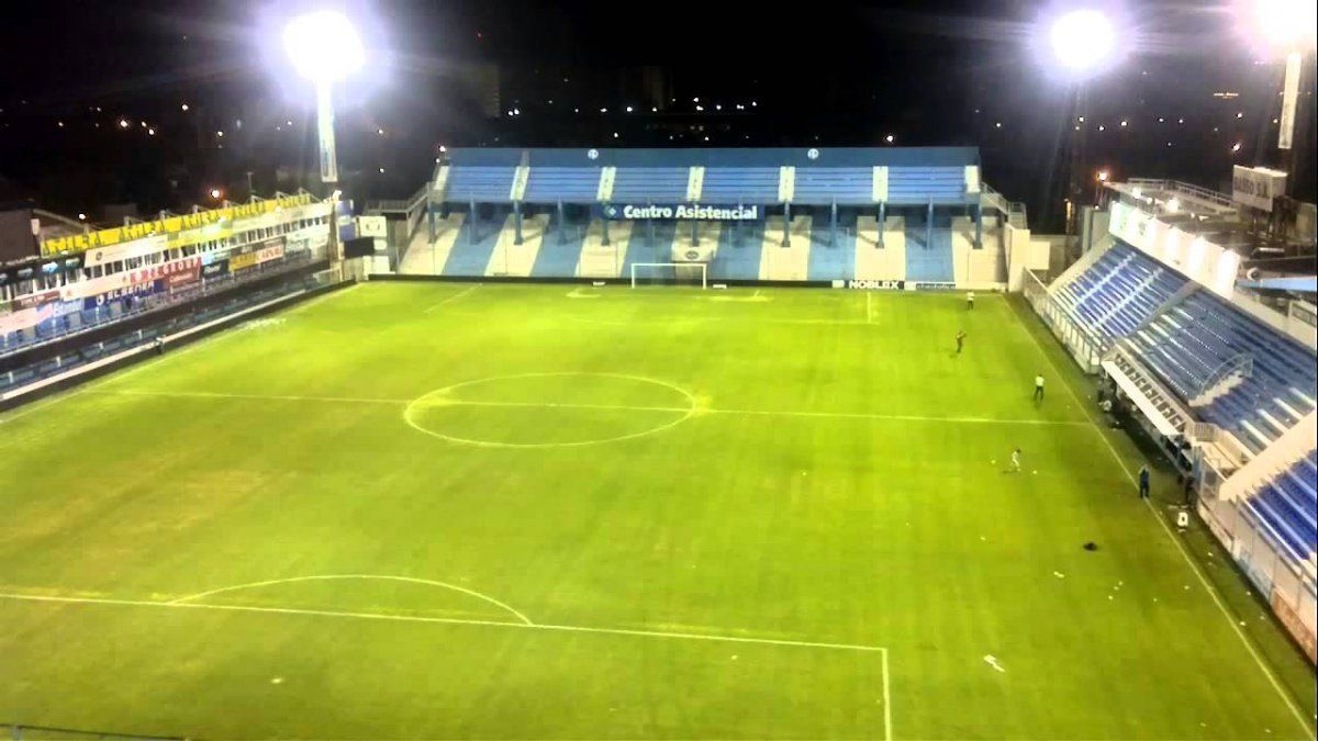 El partido de Colón frente a Atlético en Rafaela este martes a las 21 se jugará solo con público local.