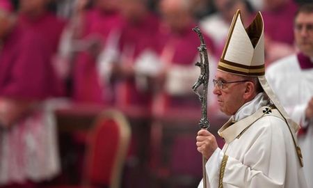 el papa francisco oficio la misa de gallo en el vaticano el papa francisco oficio la misa de gallo en el vaticano