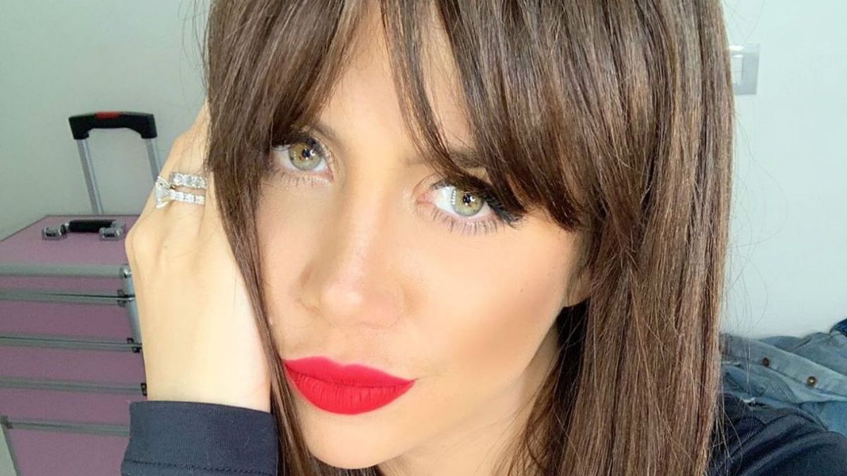 El look de Wanda Nara que impone tendencia y rompe las redes: body negro ultra cavado y engomado&nbsp;