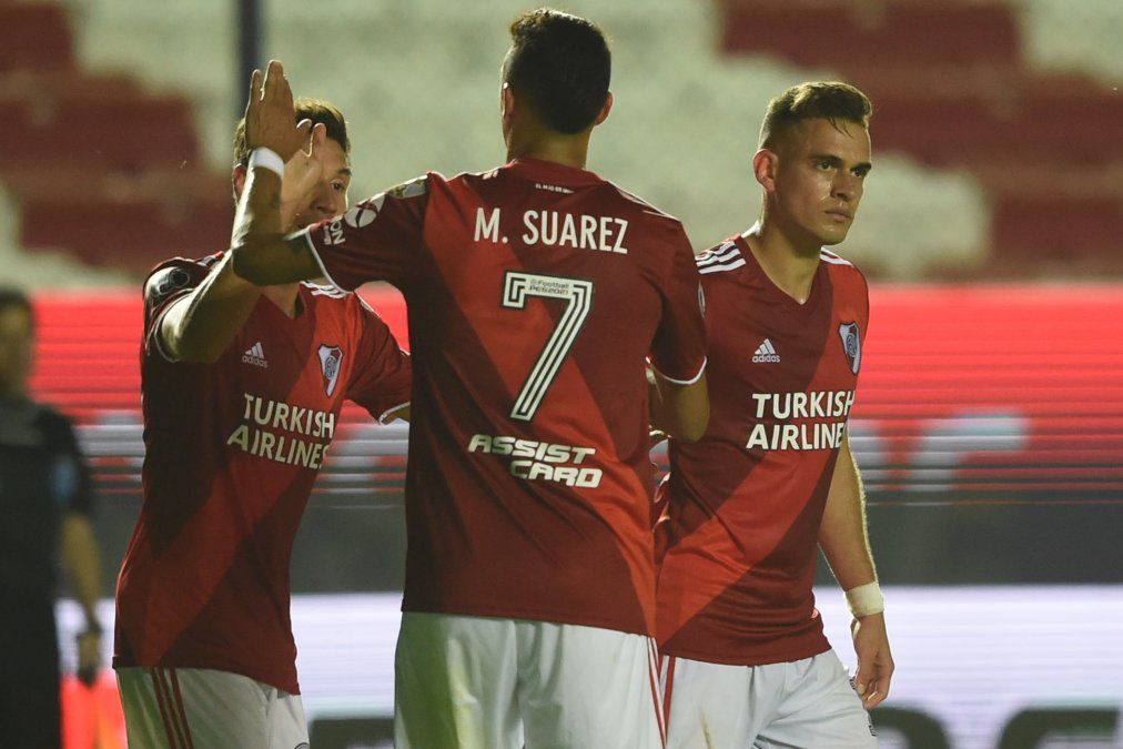 El conjunto millonario apabulló a Nacional en Uruguay