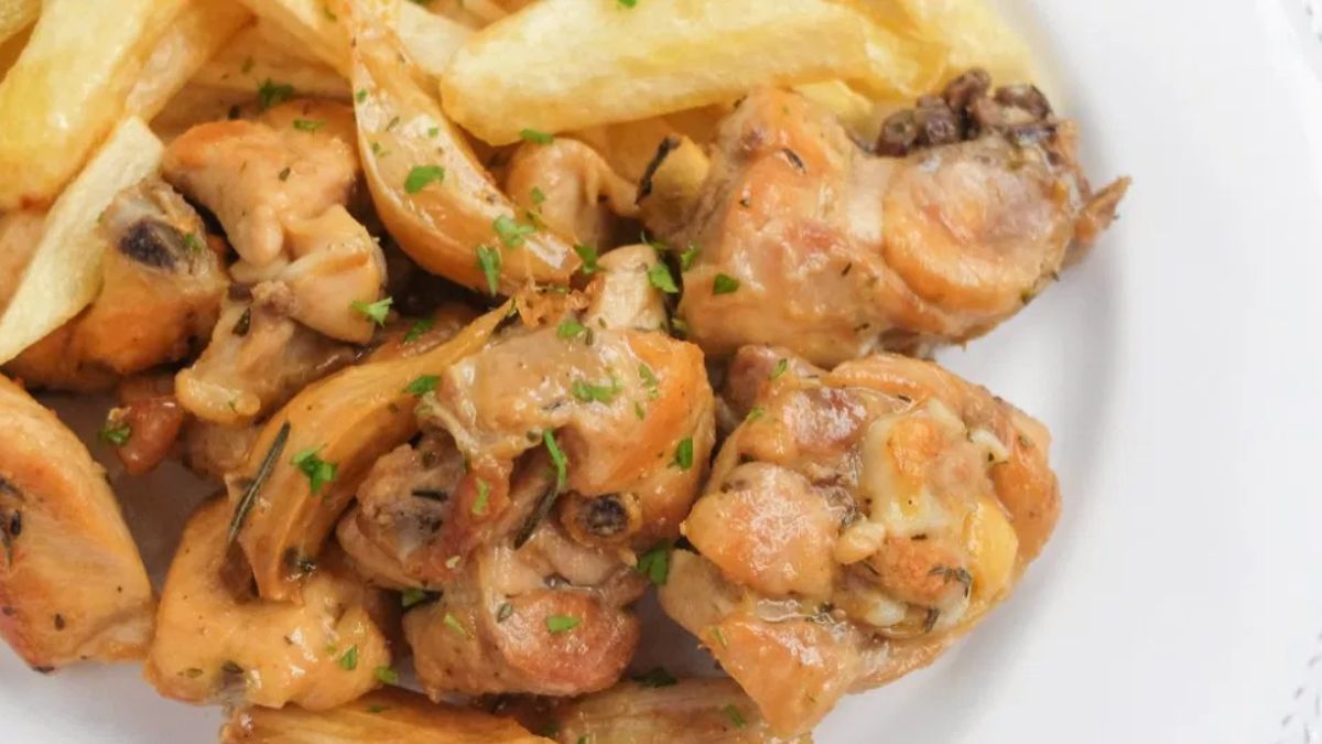 Cómo hacer pollo al ajillo, una receta fácil que todos pueden disfrutar en casa