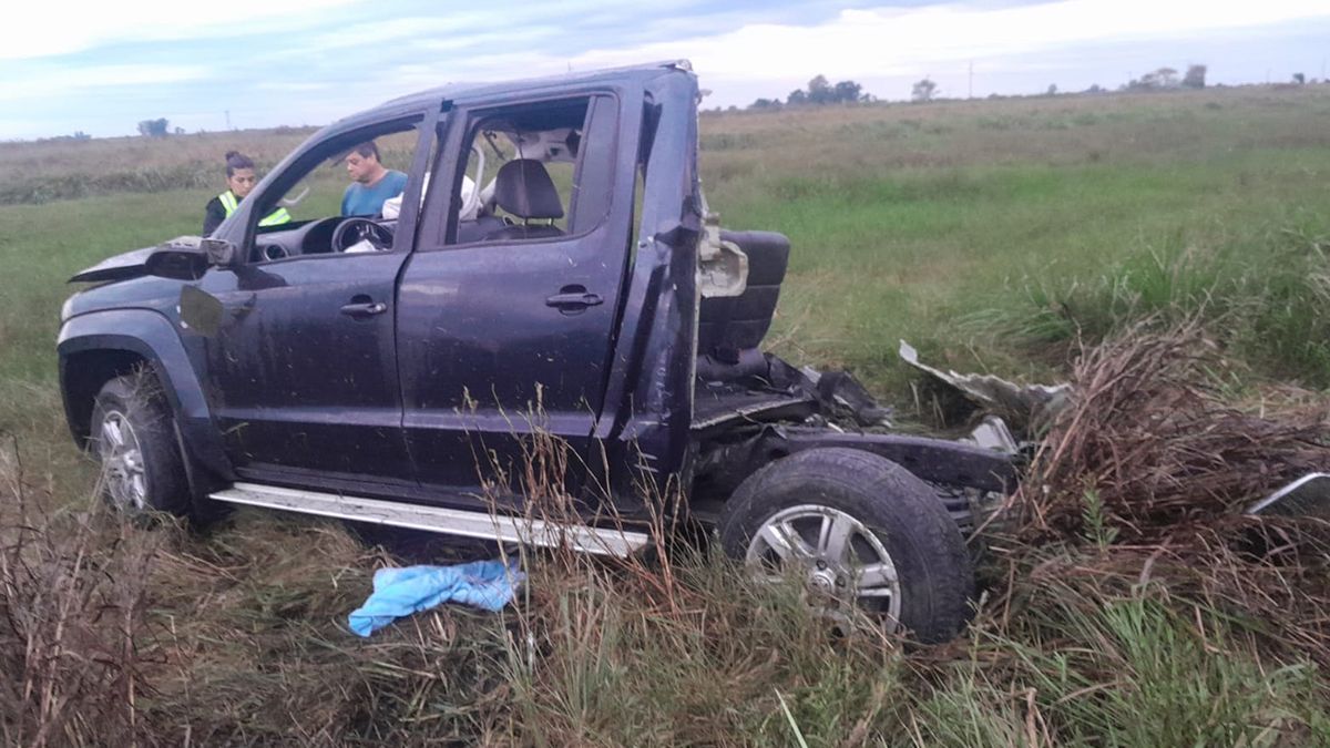 Por la magnitud del choque, se debió interrumpir completamente el tránsito en la zona. Por la magnitud del choque, se debió interrumpir completamente el tránsito en la zona.