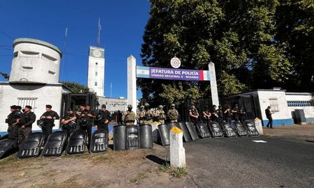El encuentro está previsto para las 15, en un contexto de alta tensión y con el conflicto aún abierto. El encuentro está previsto para las 15, en un contexto de alta tensión y con el conflicto aún abierto.
