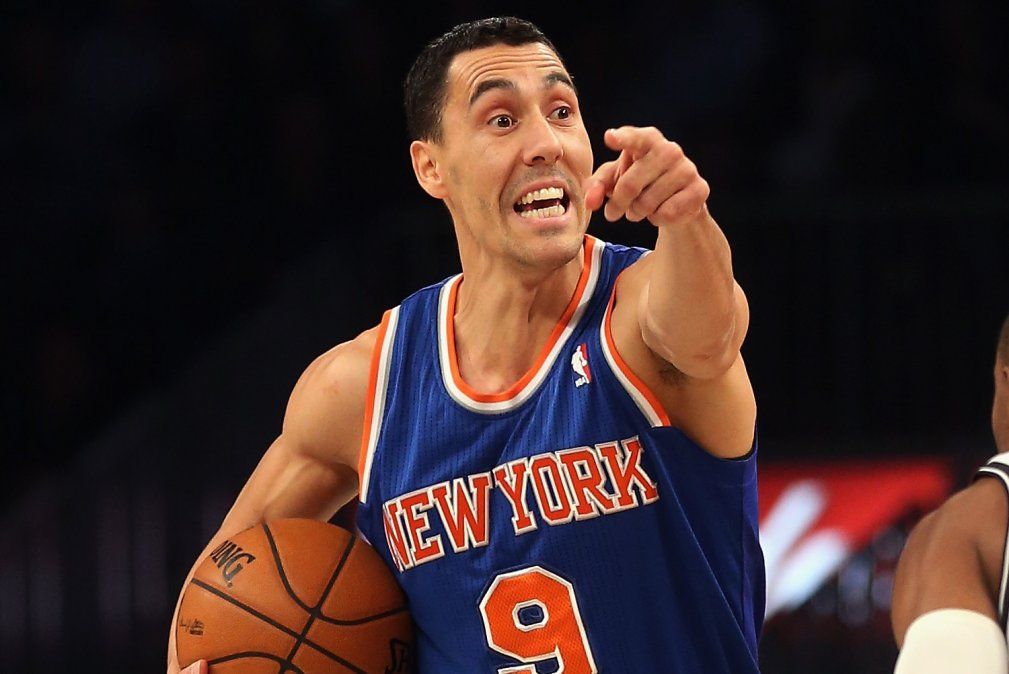 A sus 35 años, Pablo Prigioni hizo su presentación en la NBA.