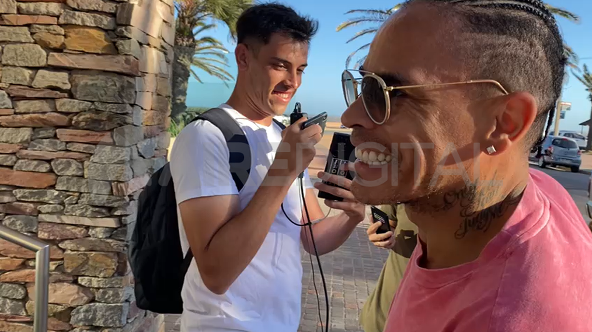 Jonathan Álvez visitó a sus excompañeros de Unión