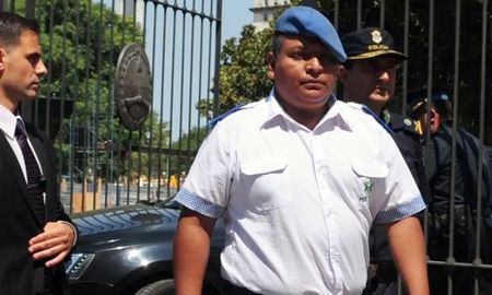 El policía Luis Chocobar enfrenta un juicio por haber matado a un ladrón en el 2017. El policía Luis Chocobar enfrenta un juicio por haber matado a un ladrón en el 2017.