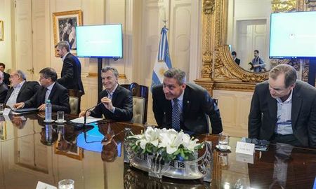 los gobernadores dudan que se pueda firmar el pacto fiscal esta semana los gobernadores dudan que se pueda firmar el pacto fiscal esta semana