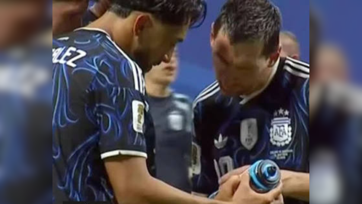 La encontró el masajista Marcelo “Daddy” D’Andrea y se la mostró a los jugadores. Los disparos en una hipotética definición por penales, según Jordan Pickford
