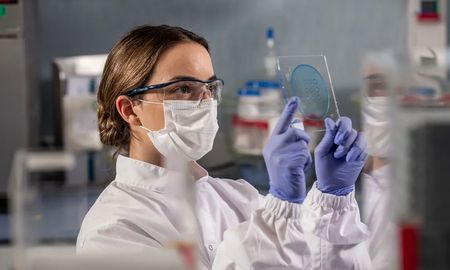 Hito para Argentina: Pfizer y Sinergium producirán la vacuna antineumocócica VCN20. Hito para Argentina: Pfizer y Sinergium producirán la vacuna antineumocócica VCN20.