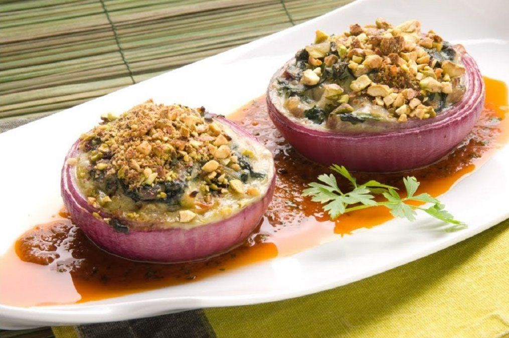 Recetas navideñas: cómo hacer cebollas moradas rellenas.