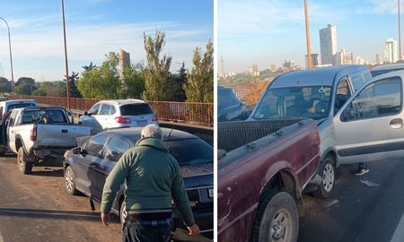 El accidente se produjo durante la mañana de este martes y se vieron afectados al menos tres vehículos. El accidente se produjo durante la mañana de este martes y se vieron afectados al menos tres vehículos.