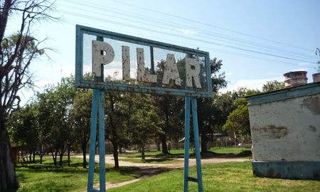 Por la venta fraudulenta de terrenos fiscales en la provincia de Córdoba, también terminó preso el intendente de la localidad de Pilar. (Imagen ilustrativa) Por la venta fraudulenta de terrenos fiscales en la provincia de Córdoba, también terminó preso el intendente de la localidad de Pilar. (Imagen ilustrativa)