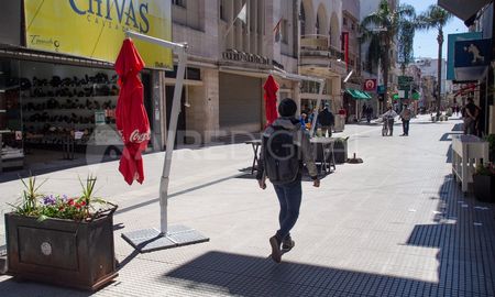 Los bancos no tendrán actividad este viernes, pero sí abrirán sus puertas el 15 de noviembre, día de la fundación de la ciudad de Santa Fe. Los bancos no tendrán actividad este viernes, pero sí abrirán sus puertas el 15 de noviembre, día de la fundación de la ciudad de Santa Fe.