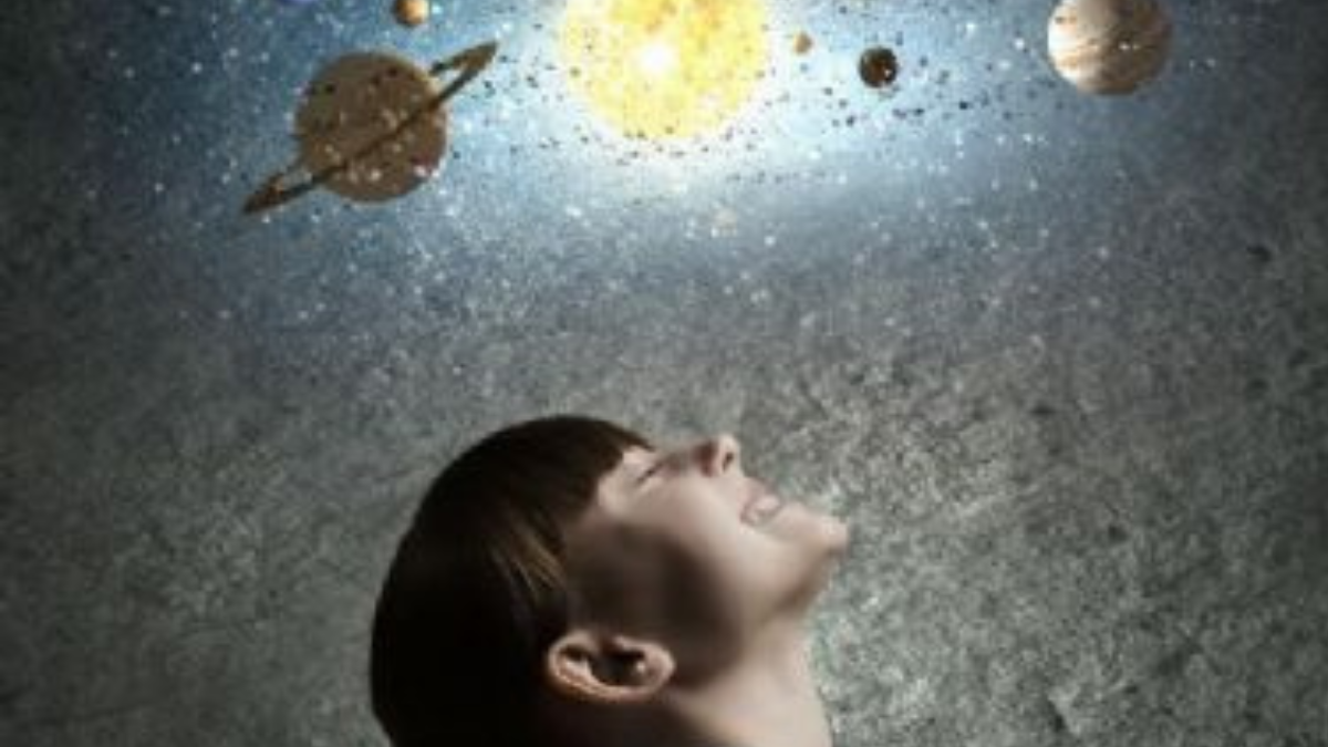 El signo del zodíaco de los niños devela ciertos aspectos de su identidad.