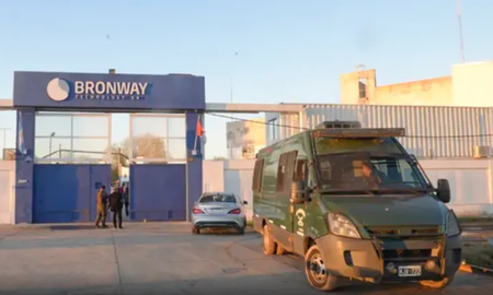 Bronway Technology SA, la empresa que Ippolito preside, comenzó formalmente como tabacalera en 2017. Bronway Technology SA, la empresa que Ippolito preside, comenzó formalmente como tabacalera en 2017.