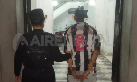 Detuvieron a dos jóvenes, acusados de robarle a un conocido, en Santa Fe Detuvieron a dos jóvenes, acusados de robarle a un conocido, en Santa Fe