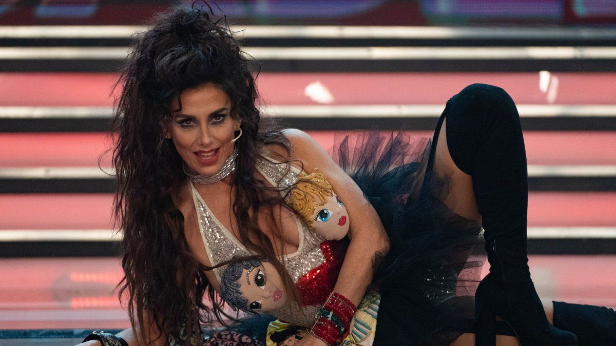 Viviana Saccone imitó a Gloria Trevi en La Academia y se llevó todas las miradas