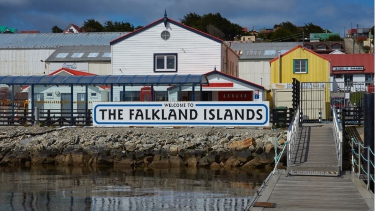 El Reino Unido concedió el rango de ciudad a la capital de Malvinas