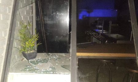 rompio la vidriera de un local, robo, escapo pero lo atraparon rompio la vidriera de un local, robo, escapo pero lo atraparon