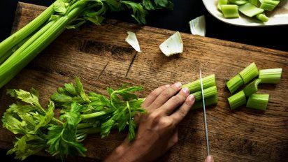 Cuatro ventajas del apio para perder peso y otros muchos beneficios