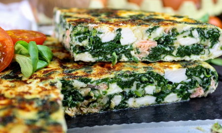 Tortilla de espinaca y queso: la receta fácil, económica y saludable para preparar en casa Tortilla de espinaca y queso: la receta fácil, económica y saludable para preparar en casa