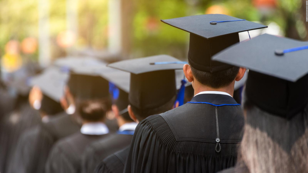 La respuesta viral de un papá que no asistirá a la graduación de su hija porque coincide con el partido de Argentina-México